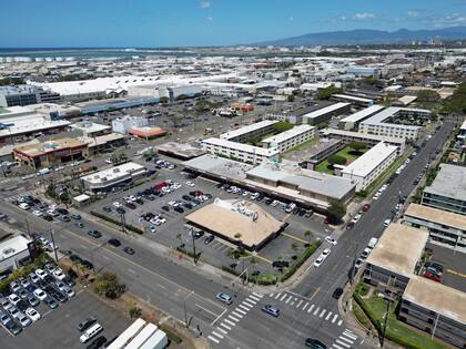 WAIAKAMILO SHOPPING CENTER featured image